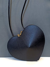 Carica l&#39;immagine nel visualizzatore di Gallery, Borsetta  Love a Cuore
