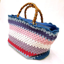 Carica l&#39;immagine nel visualizzatore di Gallery, Borsa Crochet a righe

